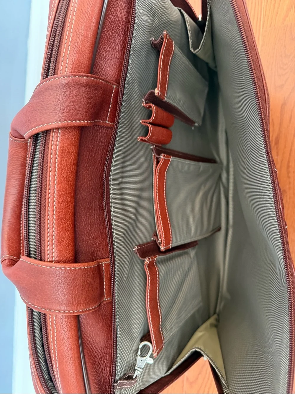 Johnston & Murphy Red-Brown Leather Briefcase with Matching Portfolio